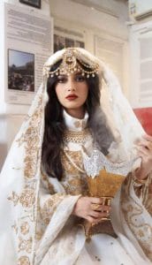 Monica barbaro