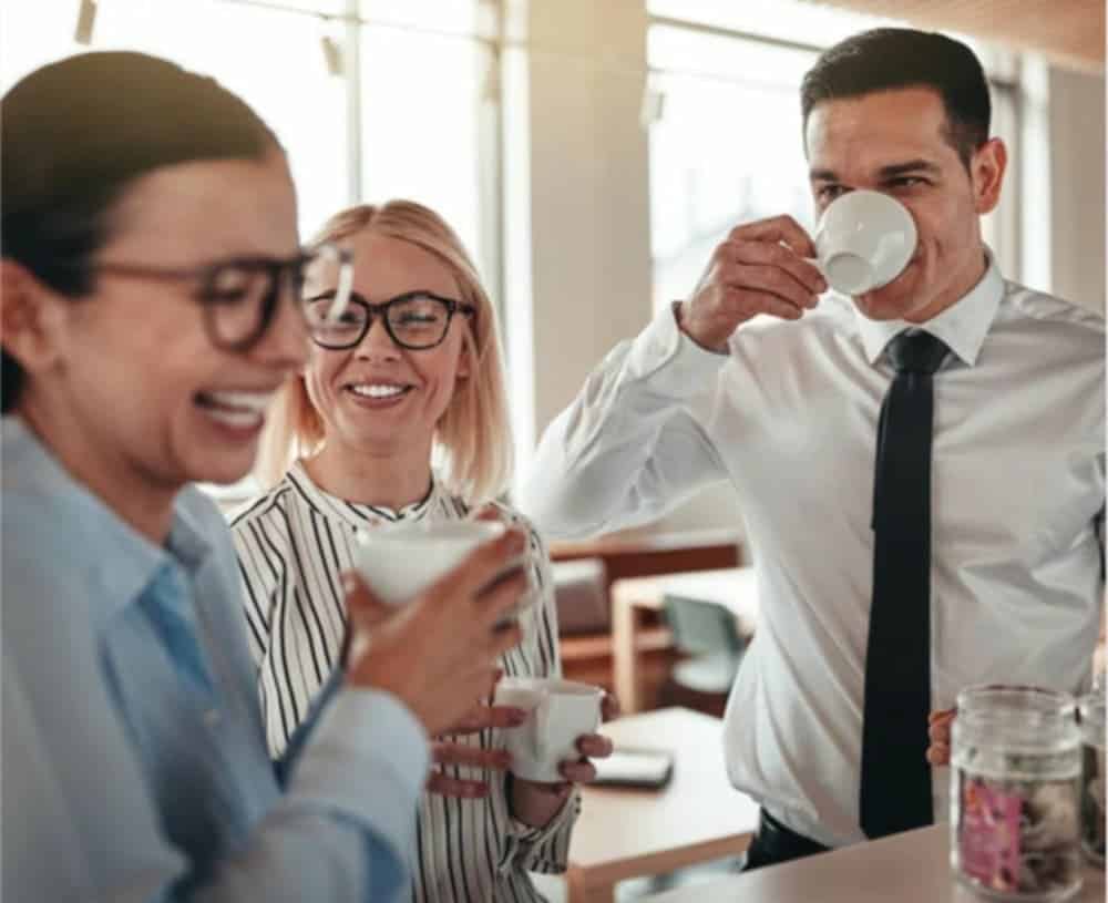 خطوات إيجابية لتحسين الصحة النفسية فى بيئة العمل 